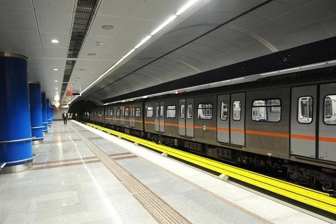 Διακοπή στα δρομολόγια του μετρό – Πτώση ατόμου στις γραμμές